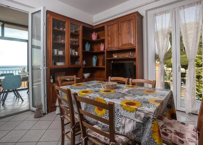 162 - La Veranda Sull\'Acqua, Fronte E Vista Mare Riva Trigoso, Posto Auto Privato