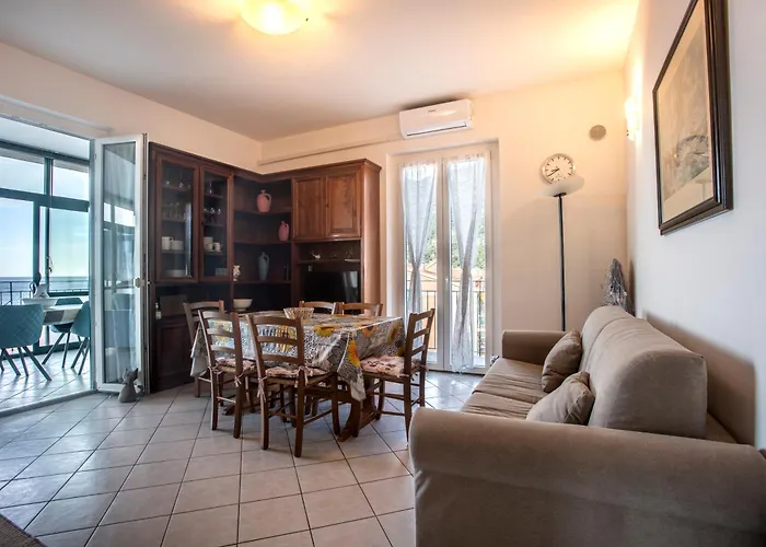 162 - La Veranda Sull\'Acqua, Fronte E Vista Mare Riva Trigoso, Posto Auto Privato