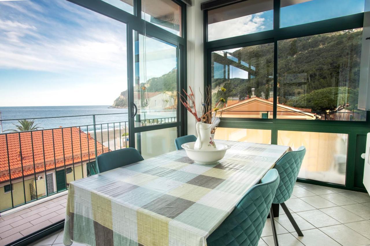 162 - La Veranda Sull'acqua, Fronte E Vista Mare Riva Trigoso, Posto Auto Privato Sestri Levante