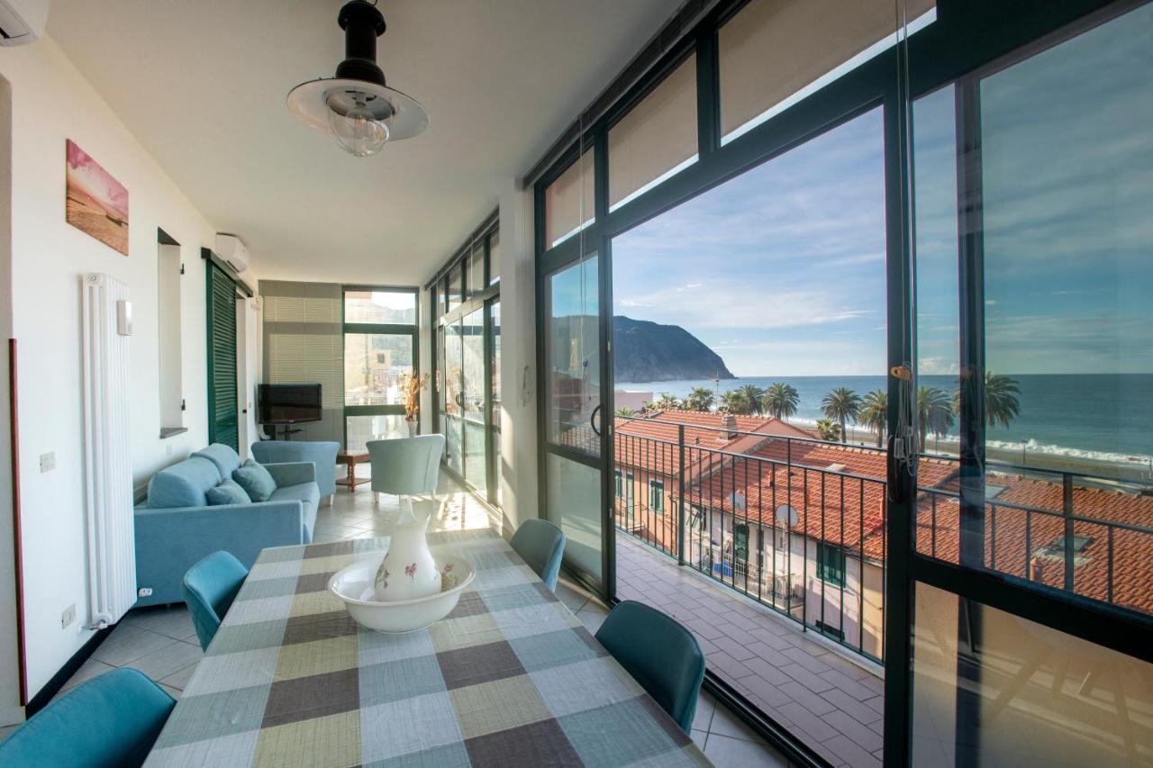 162 - La Veranda Sull'acqua, Fronte E Vista Mare Riva Trigoso, Posto Auto Privato