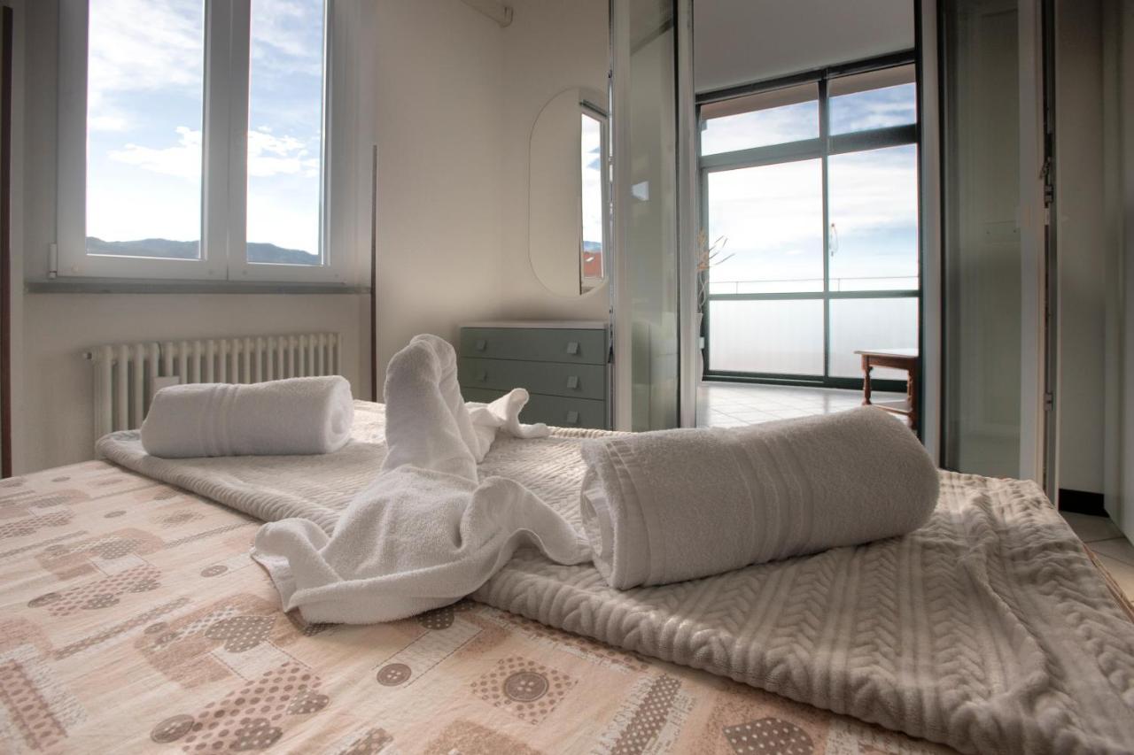 Holiday home 162 - La Veranda Sull'acqua, Fronte E Vista Mare Riva Trigoso, Posto Auto Privato Sestri Levante