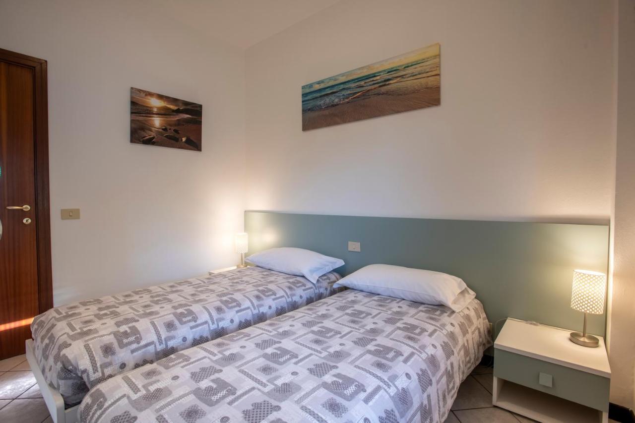 Holiday home 162 - La Veranda Sull'acqua, Fronte E Vista Mare Riva Trigoso, Posto Auto Privato *